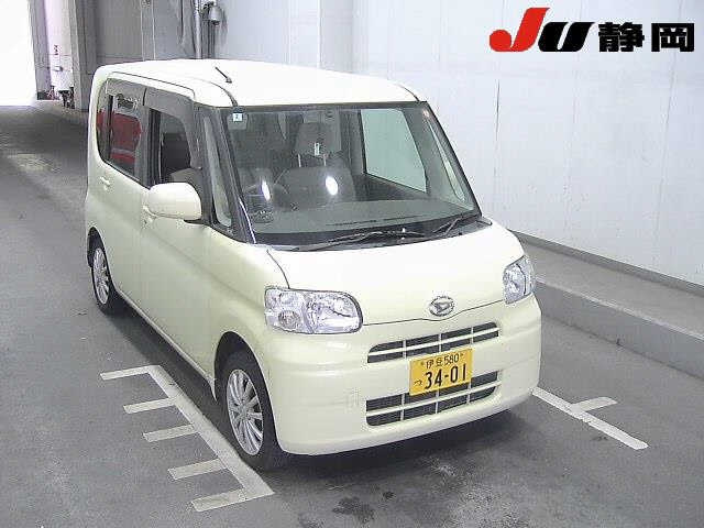 DAIHATSU TANTO 2008