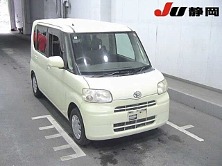DAIHATSU TANTO 2009
