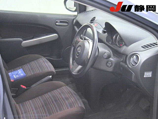 MAZDA DEMIO 2013