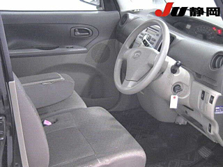 DAIHATSU TANTO 2011
