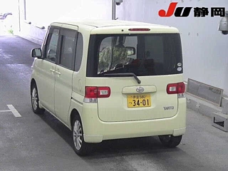 DAIHATSU TANTO 2008
