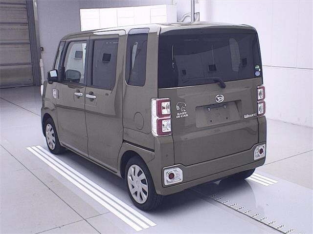 DAIHATSU WAKE 2018
