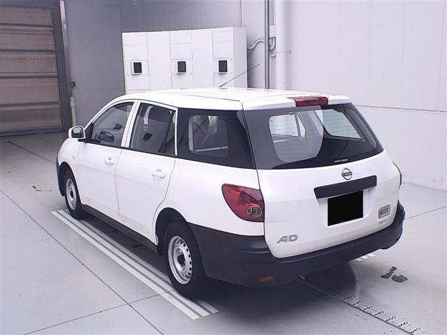 NISSAN AD 2024