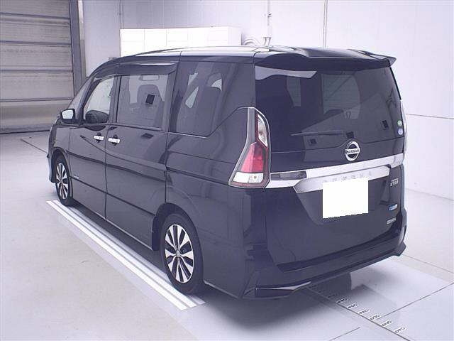 NISSAN SERENA 2017