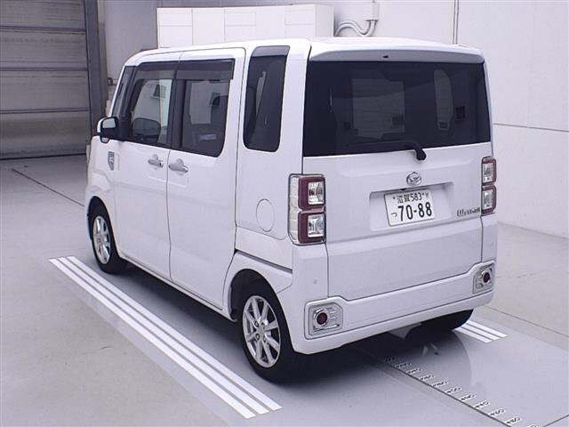 DAIHATSU WAKE 2021