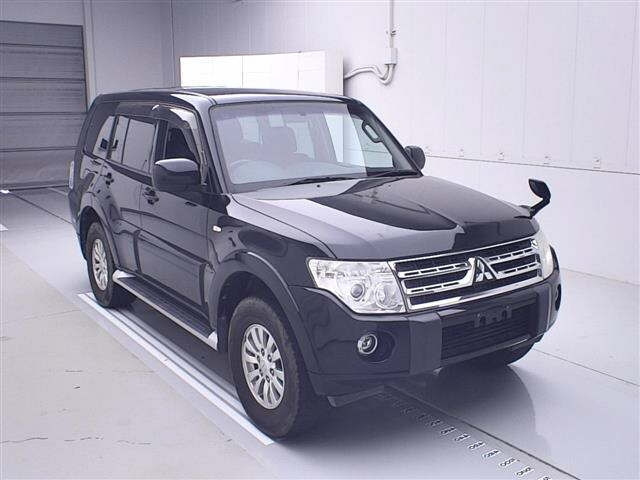 MITSUBISHI PAJERO 2011