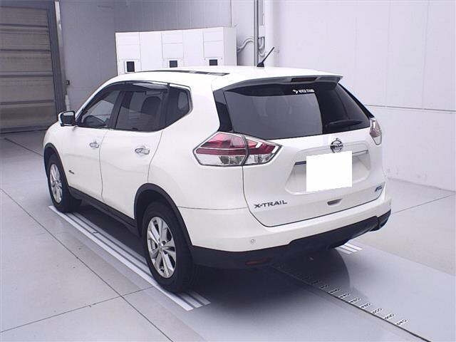 NISSAN X-TRAIL 2015