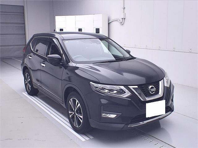 NISSAN X-TRAIL 2018