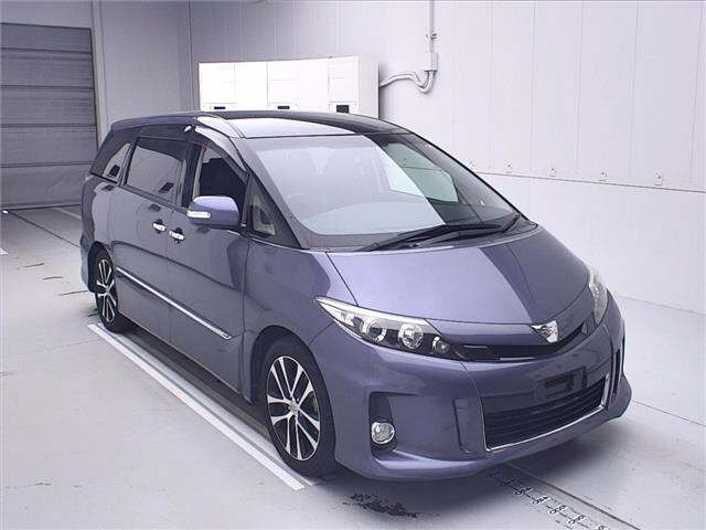 TOYOTA ESTIMA 2015