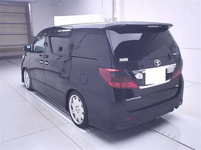 TOYOTA ALPHARD 2011