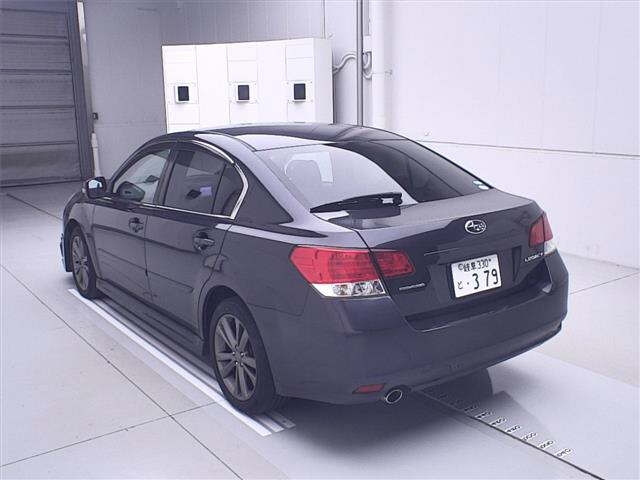 SUBARU LEGACY B4 2013