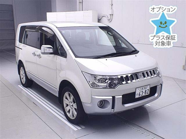 MITSUBISHI DELICA D5 2014