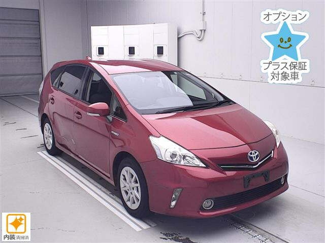 TOYOTA PRIUS ALPHA 2014
