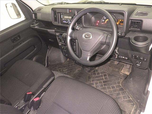 DAIHATSU HIJET VAN 2021