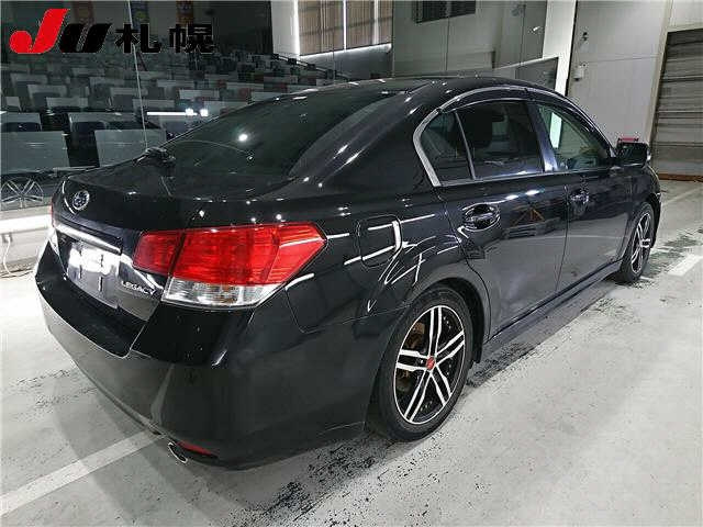 SUBARU LEGACY B4 2010