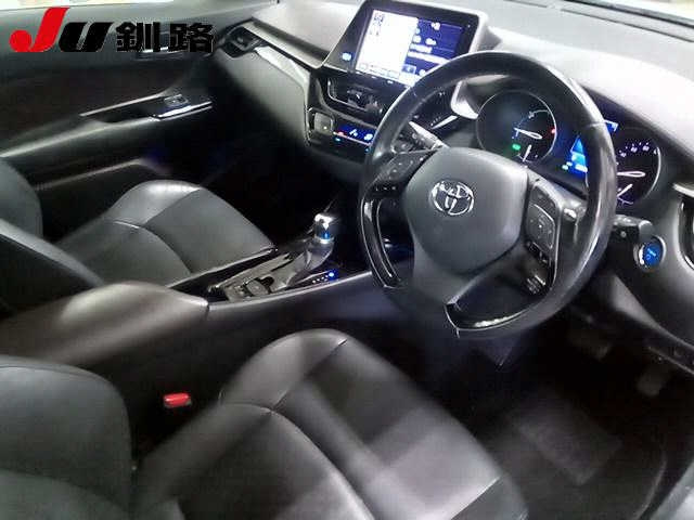 TOYOTA C-HR 2017