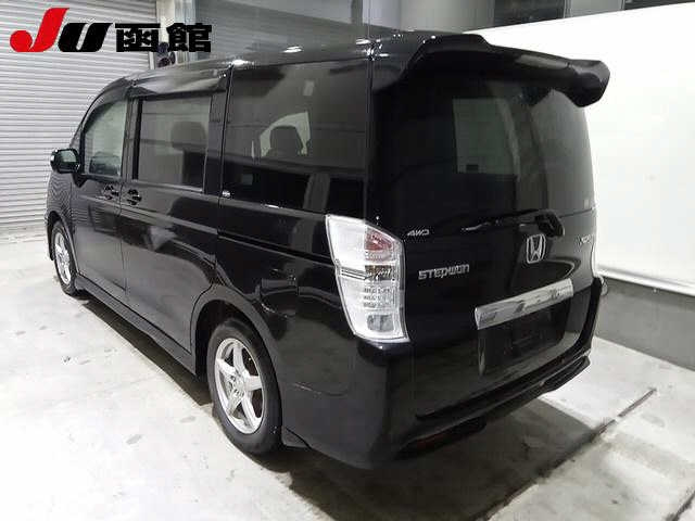 HONDA STEP WAGON 2010