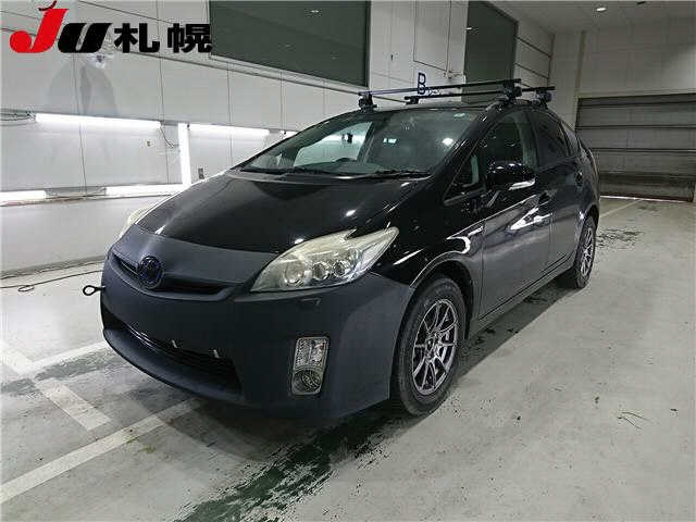 TOYOTA PRIUS 2011