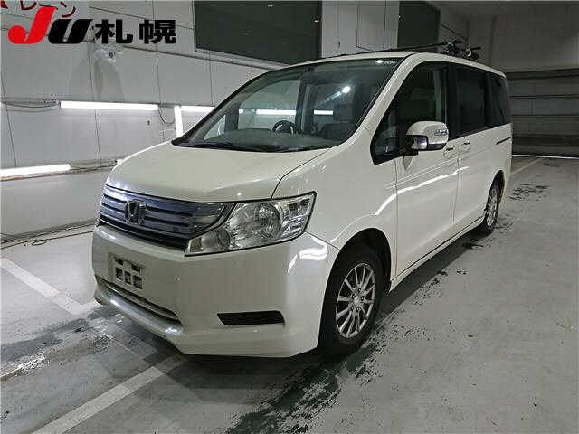 HONDA STEP WAGON 2011