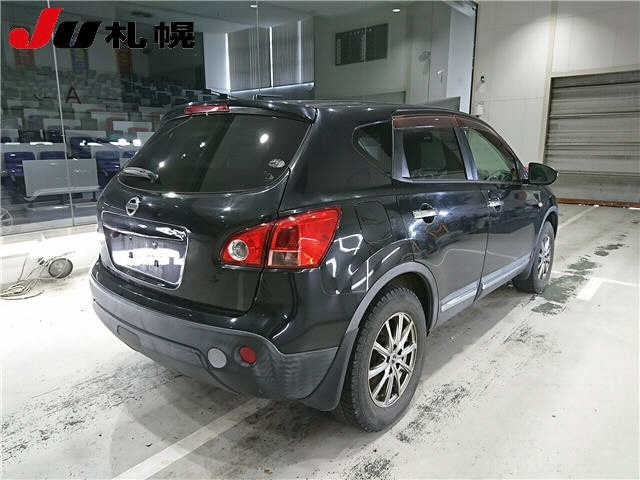 NISSAN DUALIS 2011