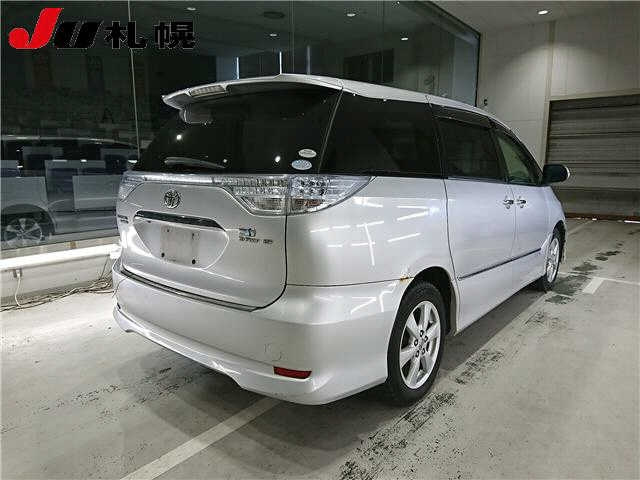 TOYOTA ESTIMA HYBRID 2010
