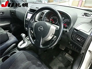 NISSAN X-TRAIL 2010