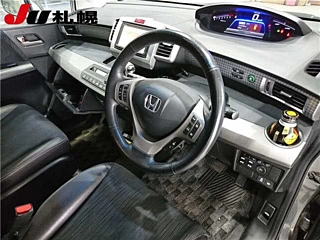 HONDA FREED 2012