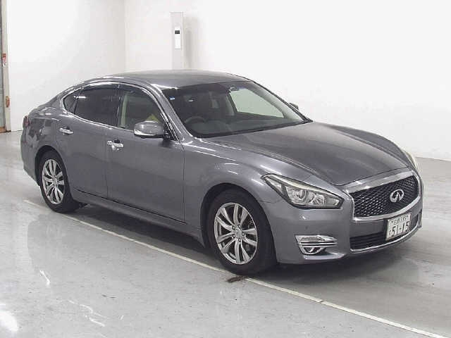 NISSAN FUGA 2016