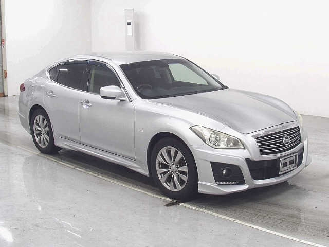 NISSAN FUGA 2012