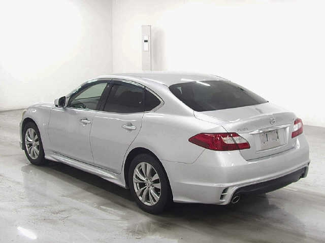 NISSAN FUGA 2012