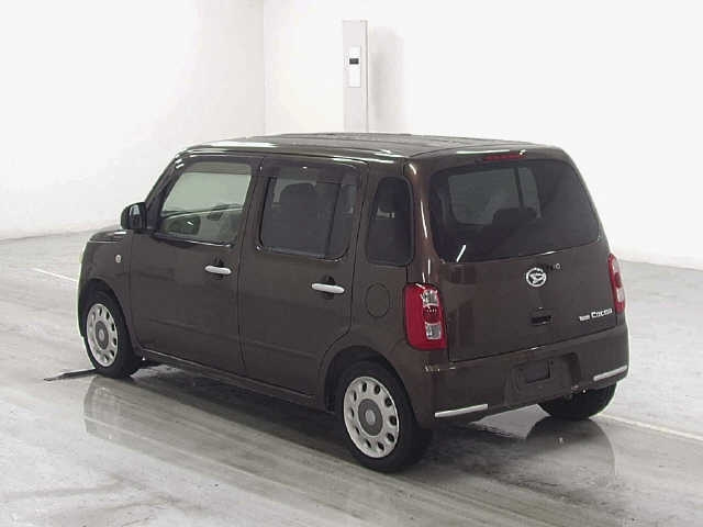 DAIHATSU MIRA 2010