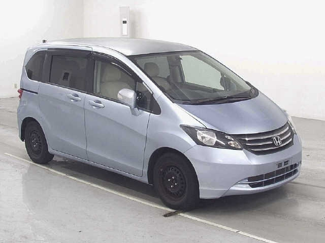 HONDA FREED 2009