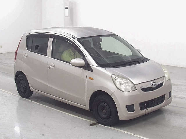DAIHATSU MIRA 2011