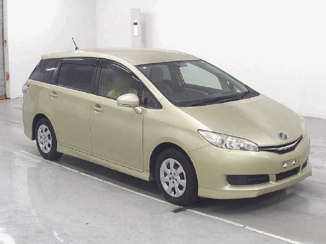 TOYOTA WISH 2014