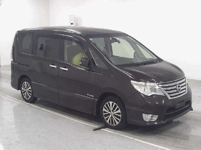 NISSAN SERENA 2015