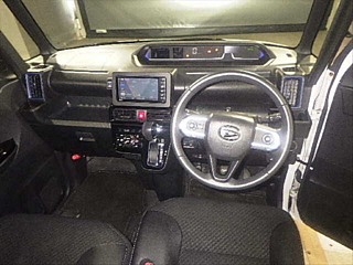 DAIHATSU TANTO 2021