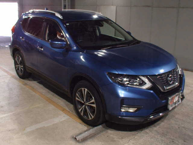 NISSAN X-TRAIL 2019