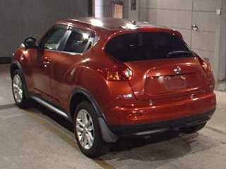 NISSAN JUKE 2011