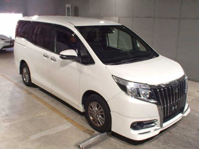TOYOTA ESQUIRE 2016