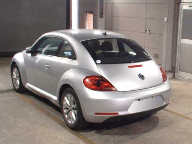 VOLKSWAGEN THE BEETLE 2014