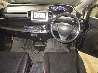 HONDA FREED 2015