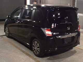 HONDA FREED 2013