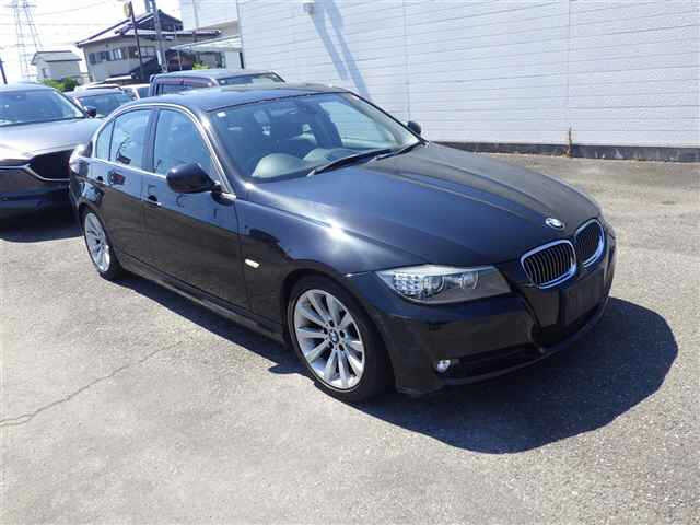 BMW 3 SERIES 2010