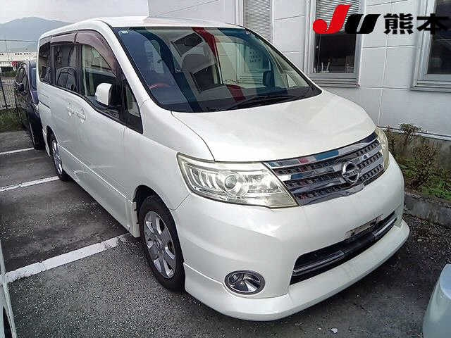 NISSAN SERENA 2010
