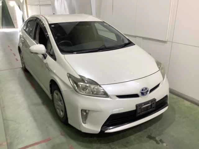 TOYOTA PRIUS 2012