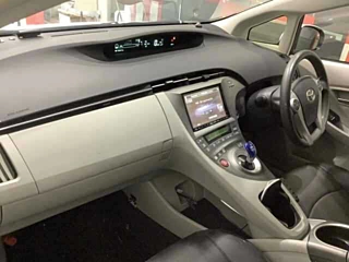 TOYOTA PRIUS 2012