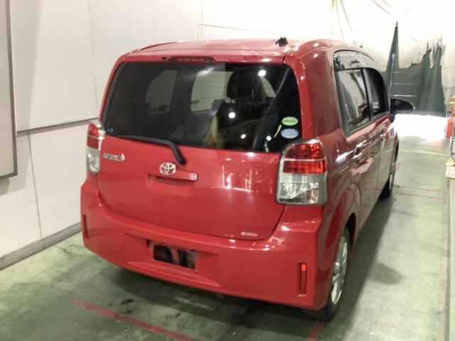 TOYOTA SPADE 2012