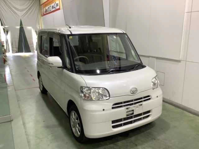DAIHATSU TANTO 2010