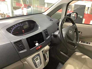 DAIHATSU MOVE 2012
