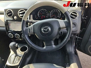 MAZDA VERISA 2011